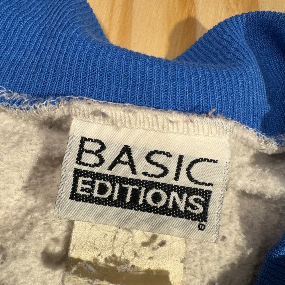 90s Basic Editions Women's S.S. Catch of the Day Cat Graphic Sweatshirt Size M - Picture 5 of 6